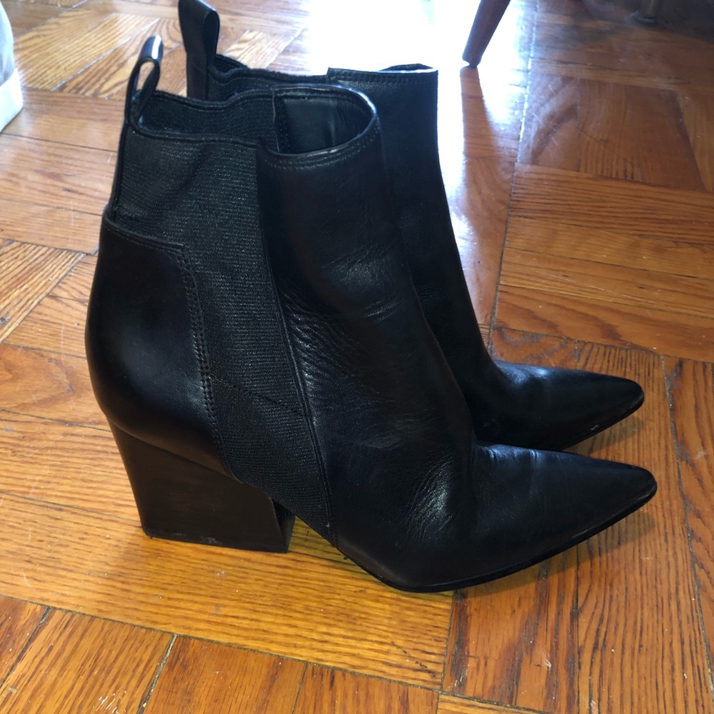 Kendall+Kylie leather boots, size 8